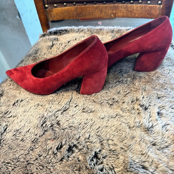 PRADA Runway Suede Oxtail Maroon Red Block Heel Pointy Toe Heels, Size 38.5 - Picture 5 of 12